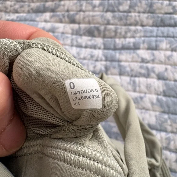 Lululemon Green Align Tank - Picture 4 of 4